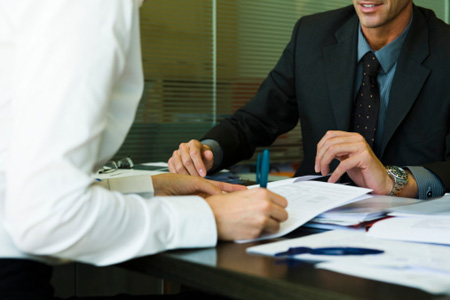 开放越南、老挝、尼泊尔人才来港