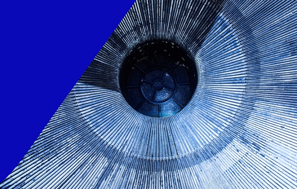 为何众多企业的跨境架构，在出海起步阶段便已埋下隐患？